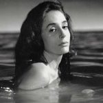 10 Φωτογραφίες της αξέχαστης Έλλης Λαμπέτη…